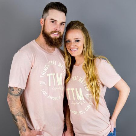 Maci Bookout poses a picture with her husband Taylor McKinney.